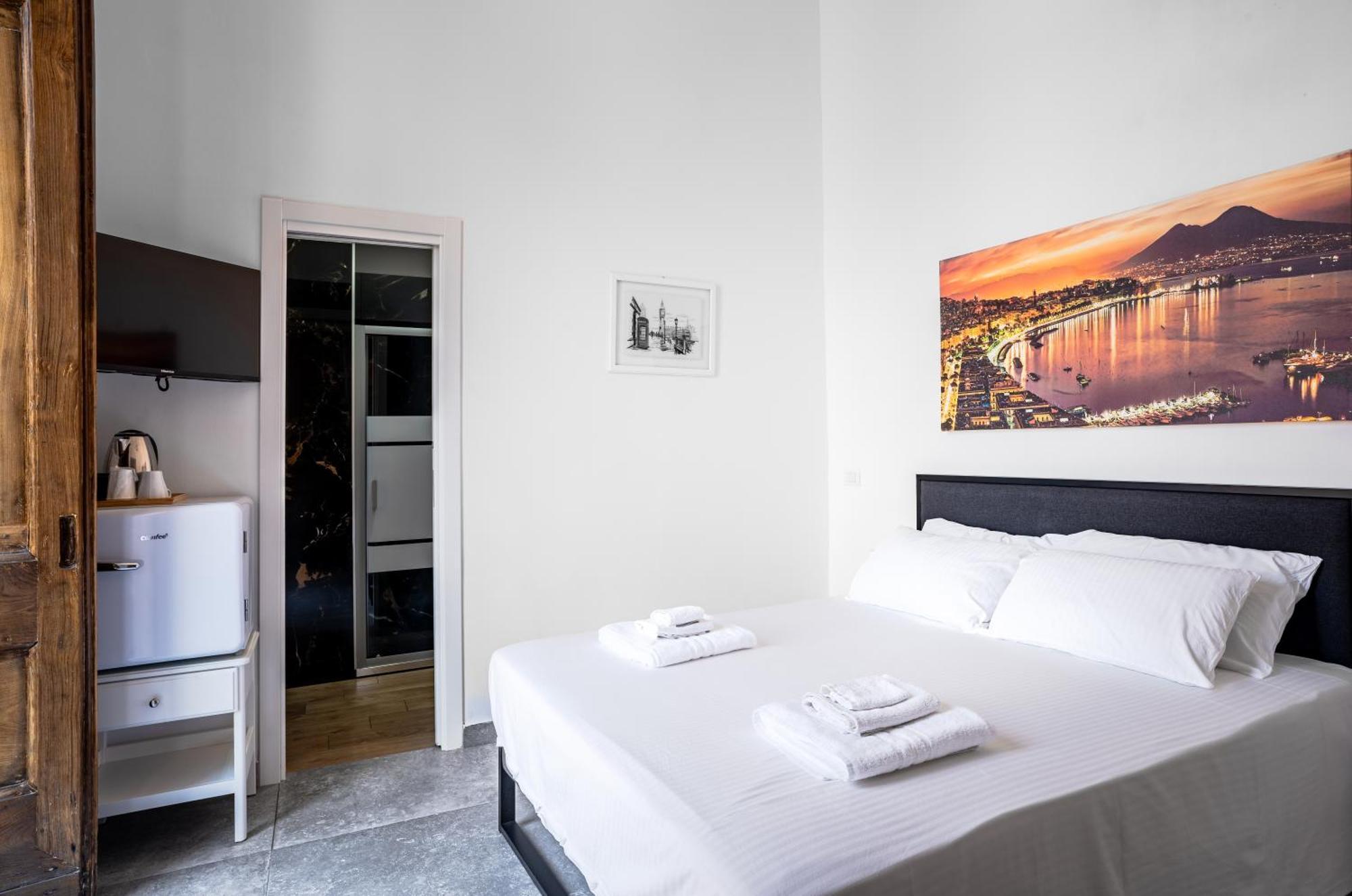 La Bella Vita Luxury Apartament And Travel Solution 那不勒斯 外观 照片
