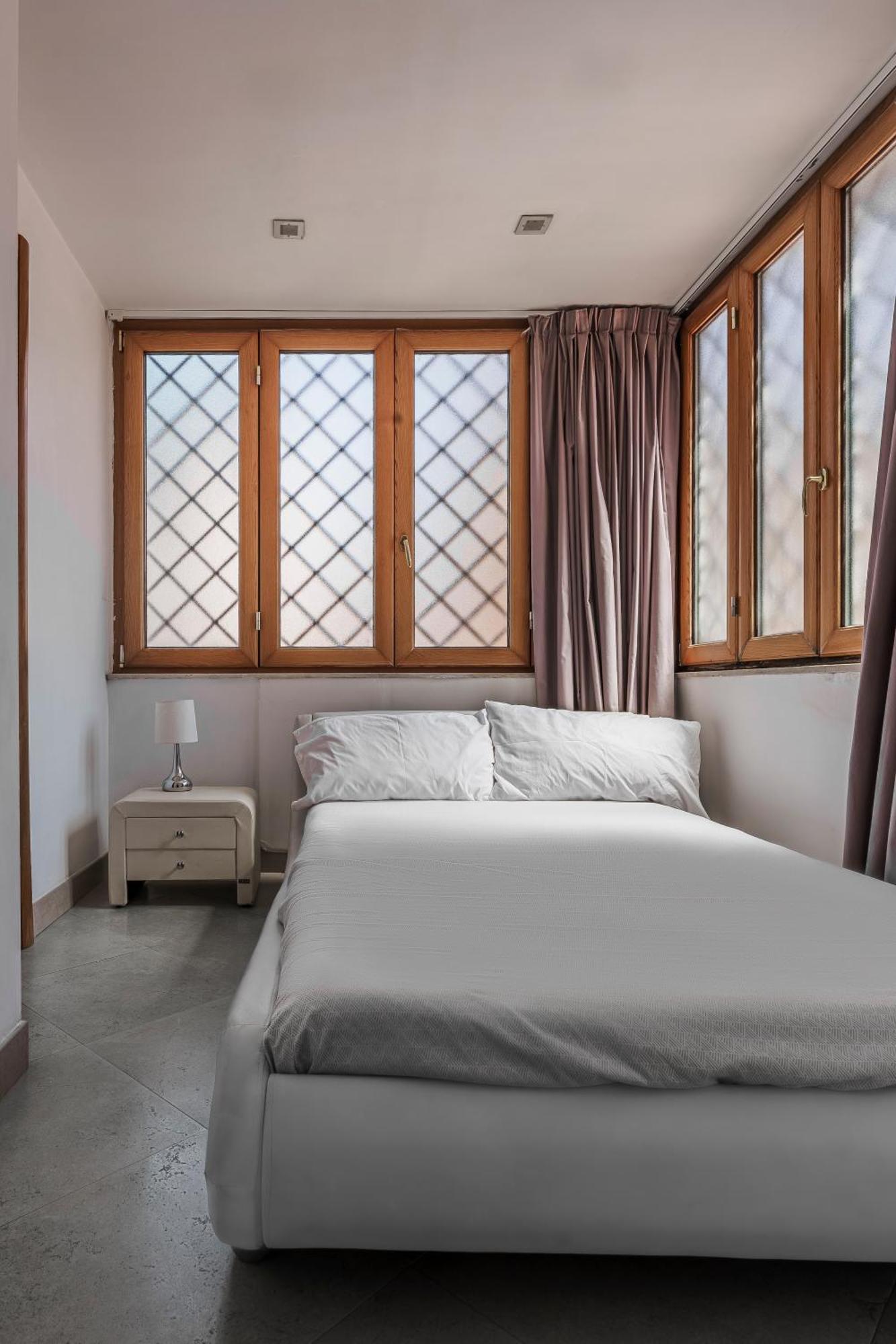 La Bella Vita Luxury Apartament And Travel Solution 那不勒斯 外观 照片