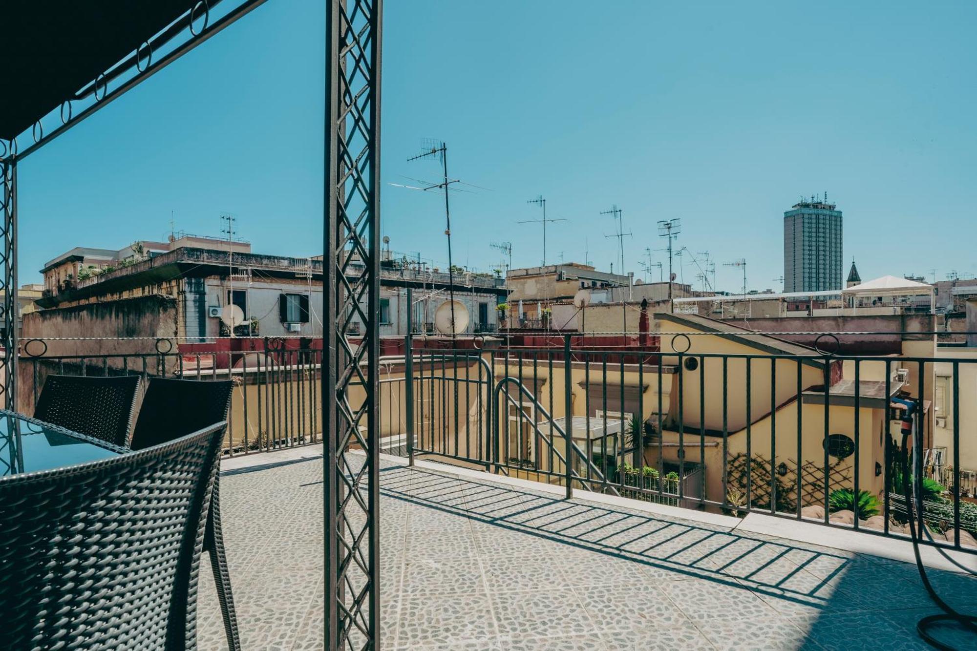 La Bella Vita Luxury Apartament And Travel Solution 那不勒斯 外观 照片