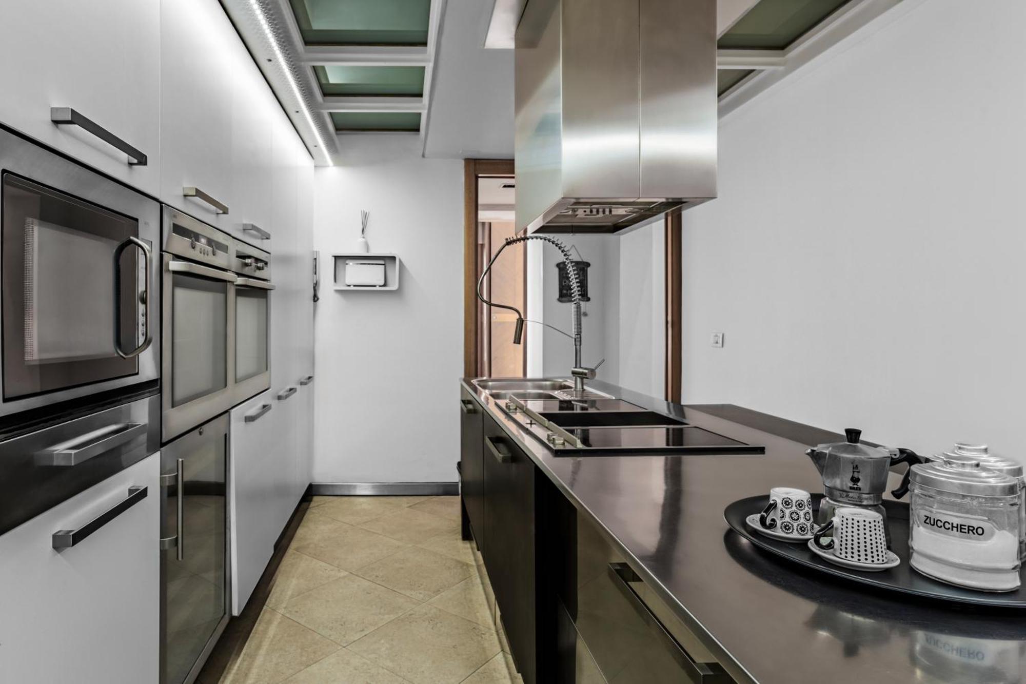 La Bella Vita Luxury Apartament And Travel Solution 那不勒斯 外观 照片